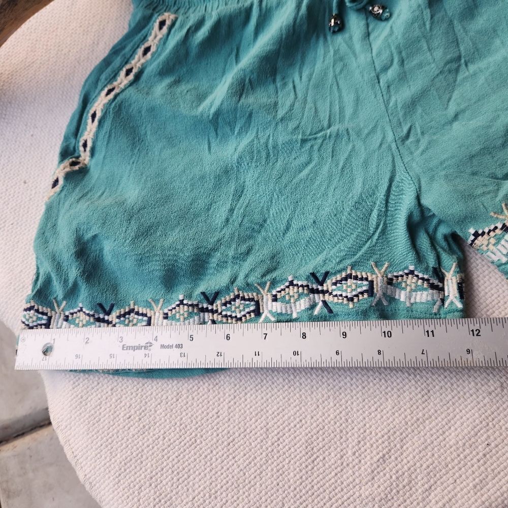 Anthropologie hei hei embroidered shorts - Picture 9 of 9